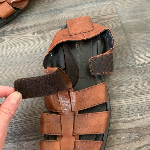 Sandals - Picture 8 of 10